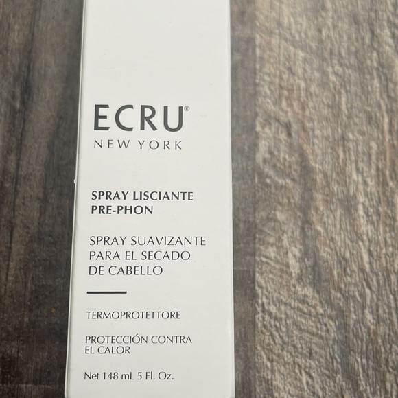 Ecru smoothing blow-dry spray - Picture 6 of 7